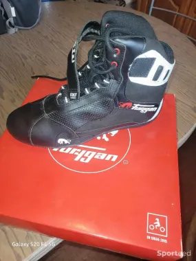 Chaussures moto FURYGAN D30 NEUF neuf Ajouté le : 14/01/2024